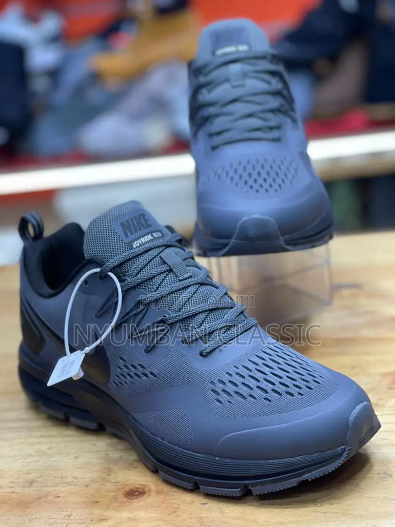 Nike Shoes Original