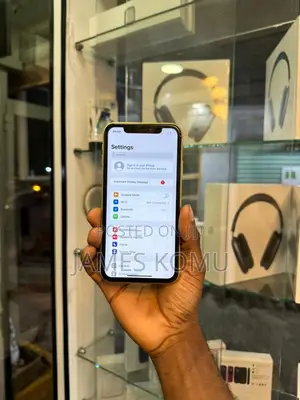 Apple iPhone 11 64 GB Yellow