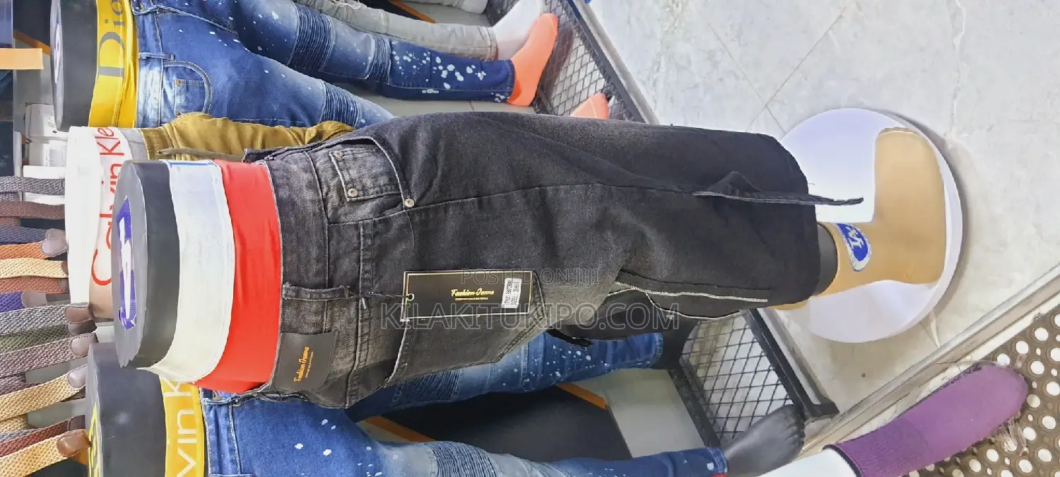 Big Size Fashion Jeans Short Pens