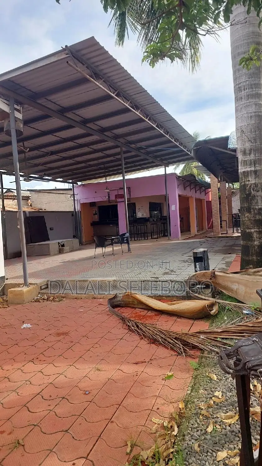 Bar Full Furniture Inatizama Lami at Boko
