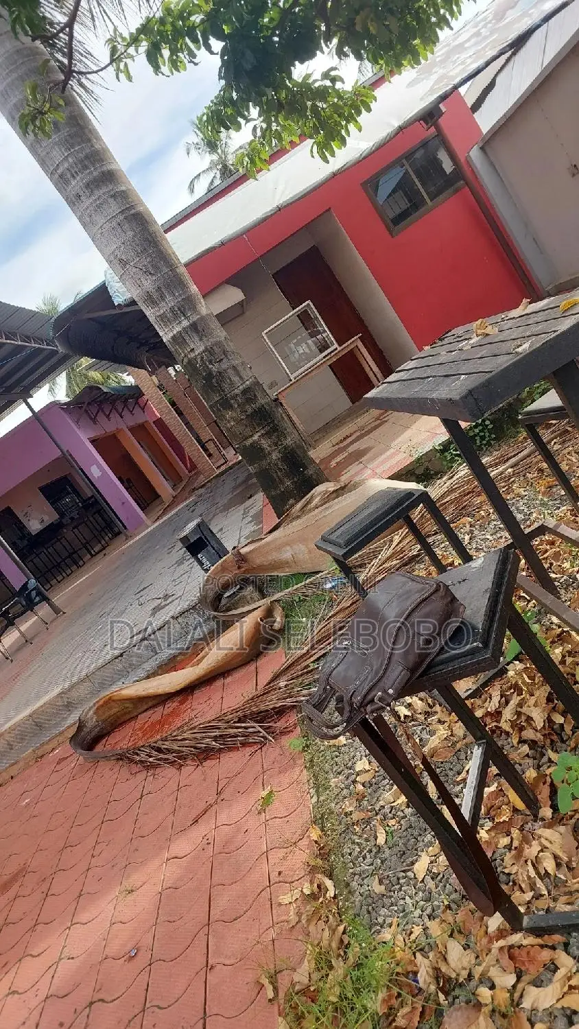 Bar Full Furniture Inatizama Lami at Boko