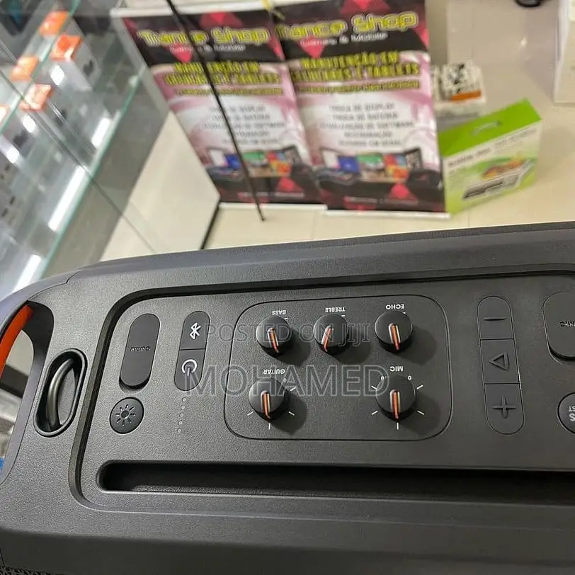 JBL Partybox on the Go