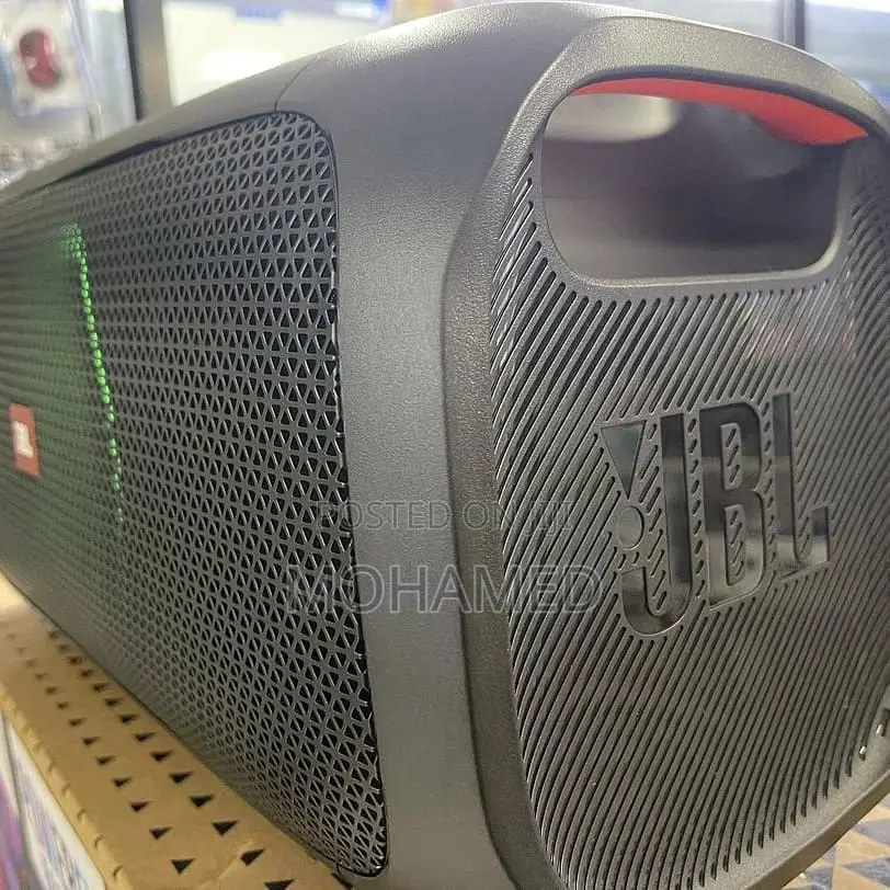JBL Partybox on the Go