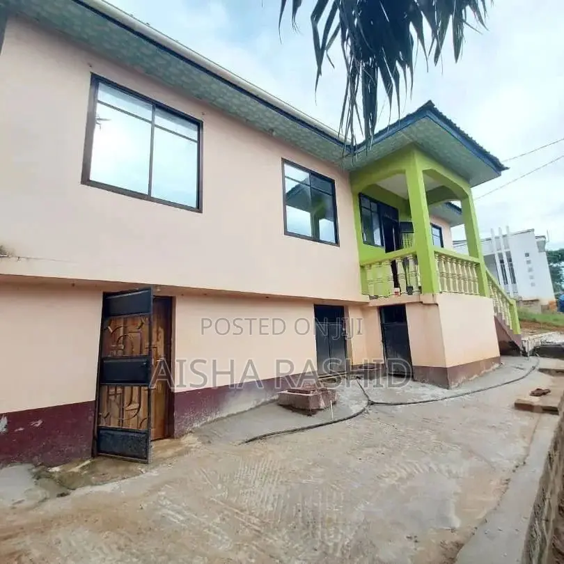 4bdrm Apartment in Kimara for rent