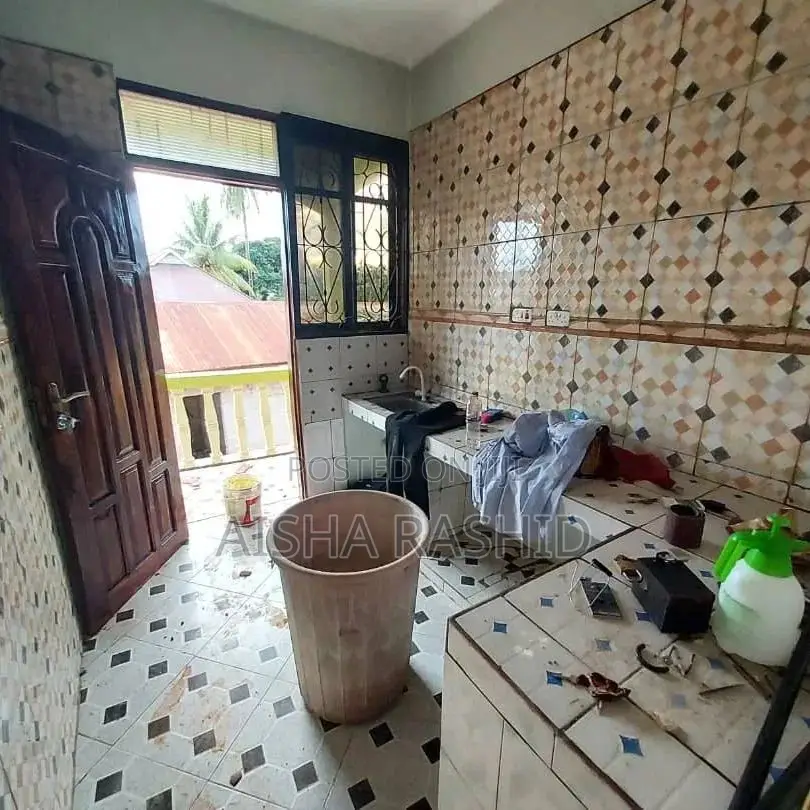 4bdrm Apartment in Kimara for rent