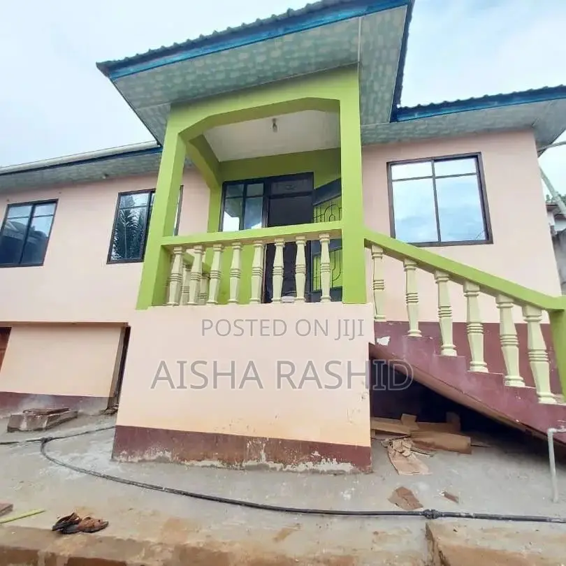 4bdrm Apartment in Kimara for rent