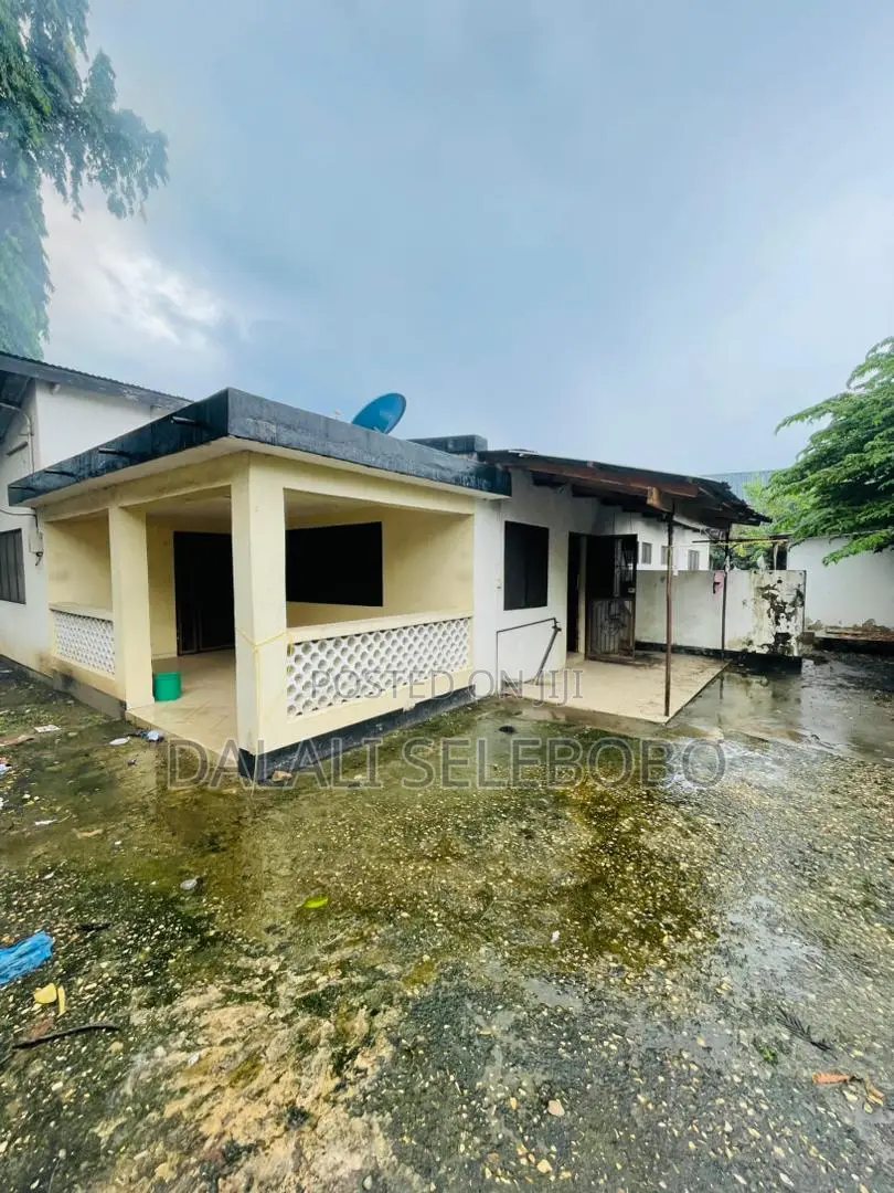 6bdrm House in Survey, Kinondoni for sale