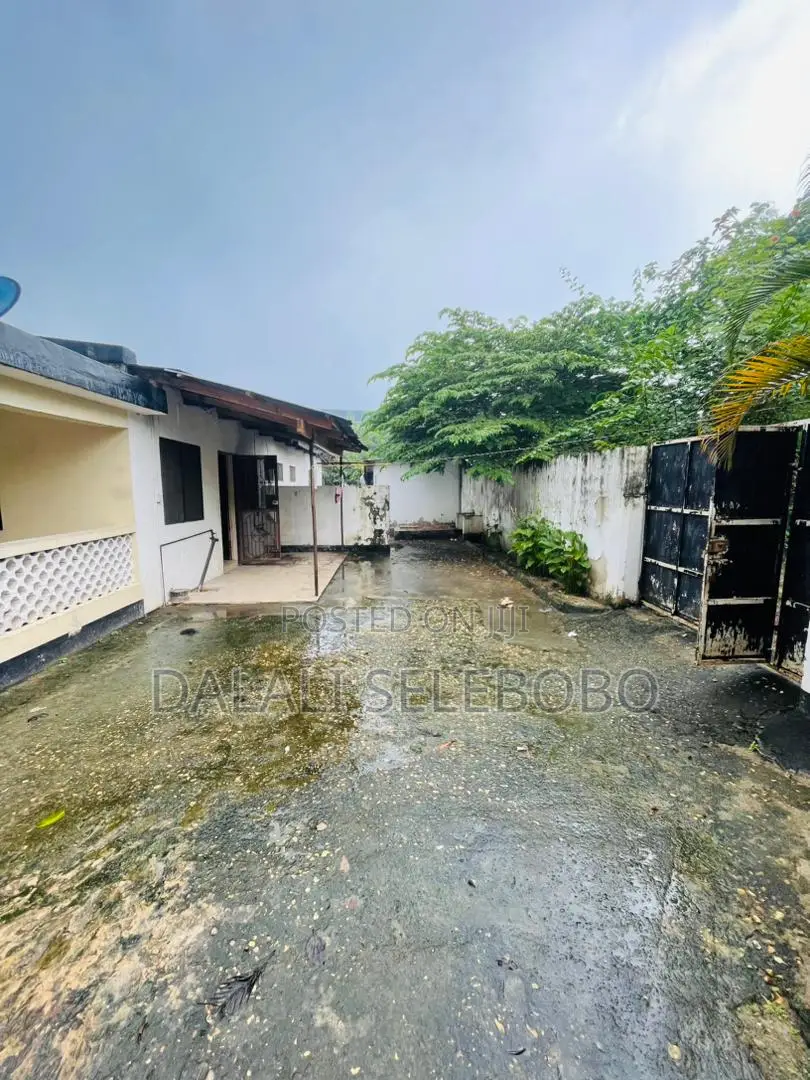 6bdrm House in Survey, Kinondoni for sale