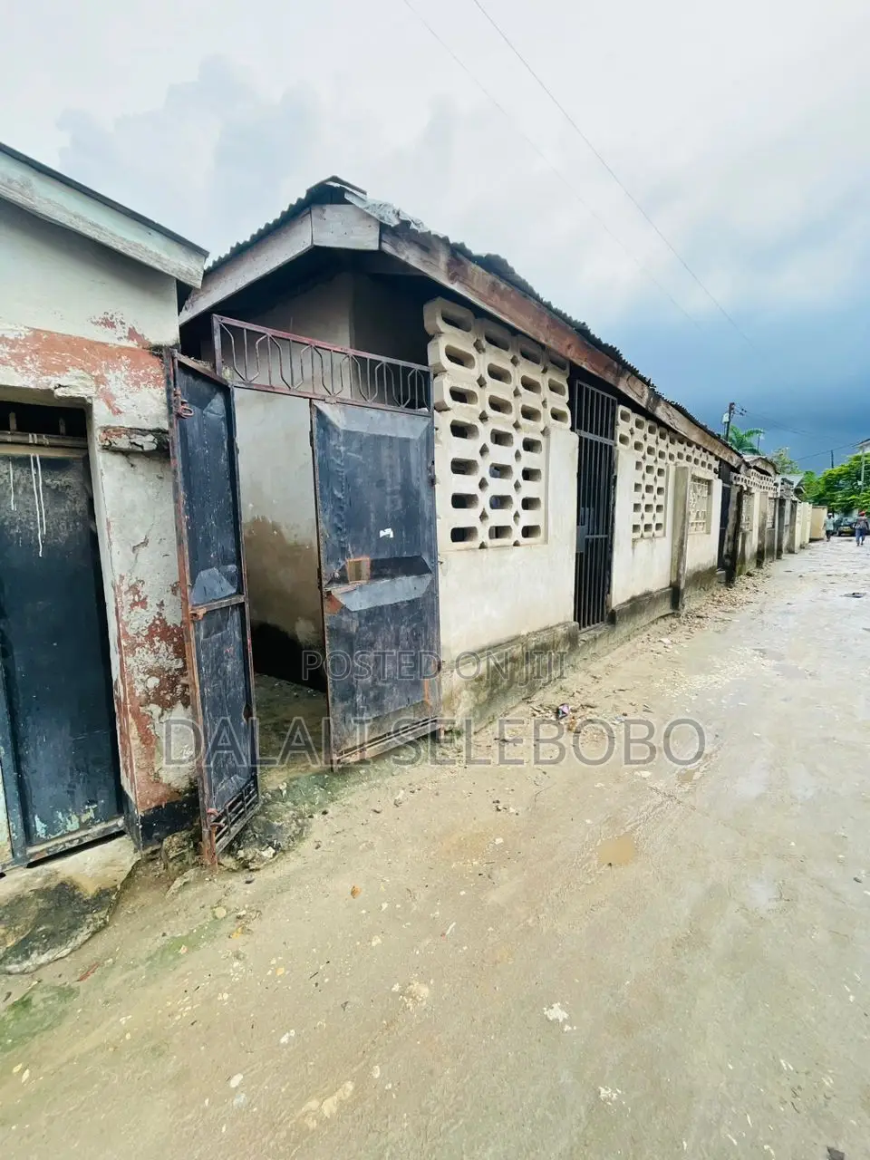 6bdrm House in Survey, Kinondoni for sale