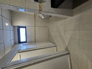 Hall Space Flow 8 at Makumbusho Mini Flat