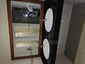 Hall Space Flow 8 at Makumbusho Mini Flat