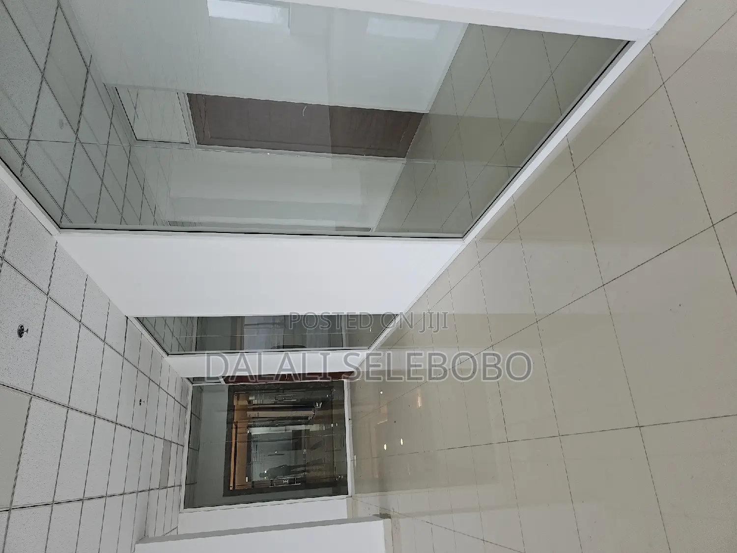 Hall Space Flow 8 at Makumbusho Mini Flat