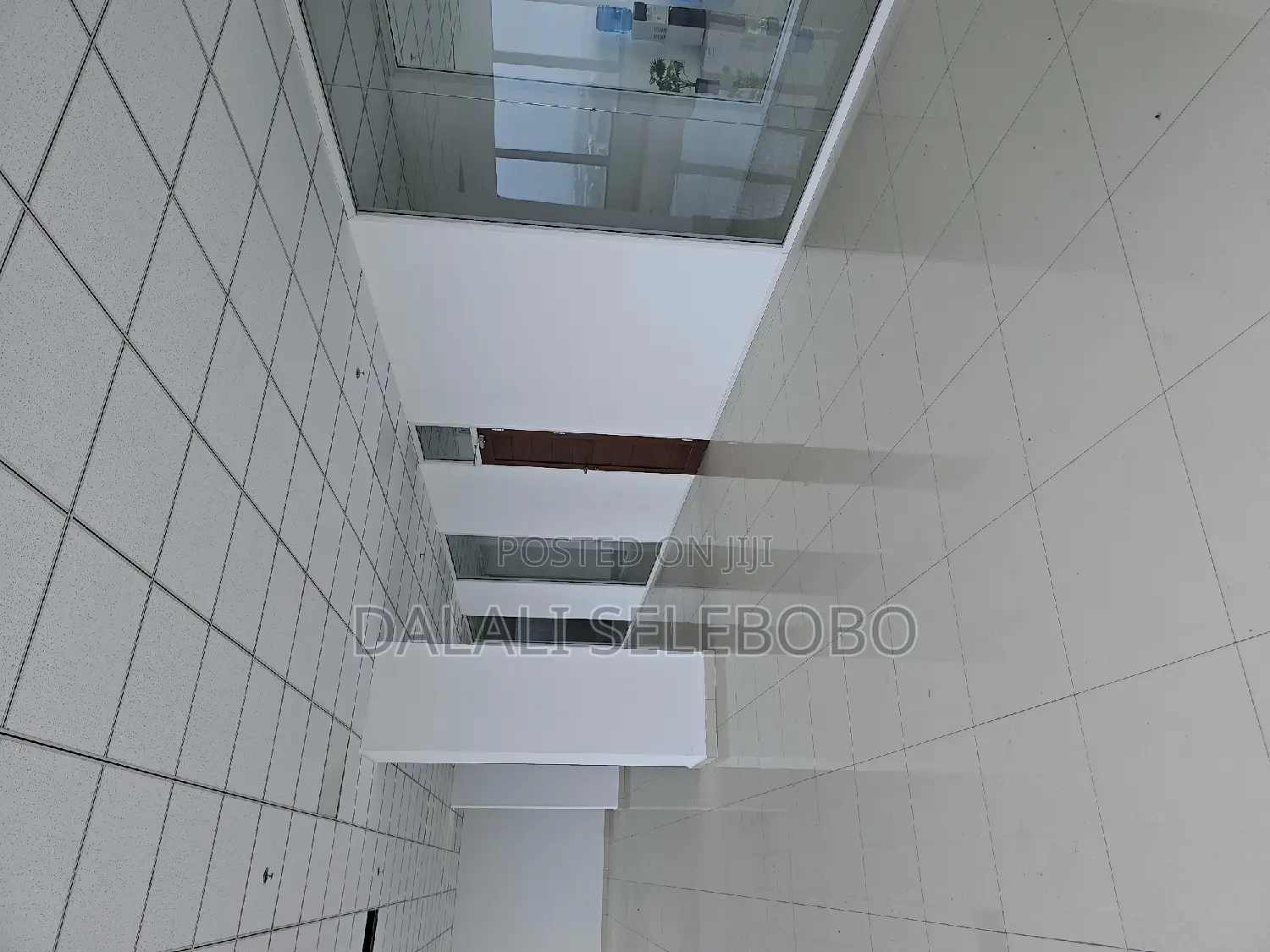 Hall Space Flow 8 at Makumbusho Mini Flat