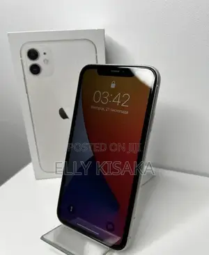 New Apple iPhone 11 64 GB White