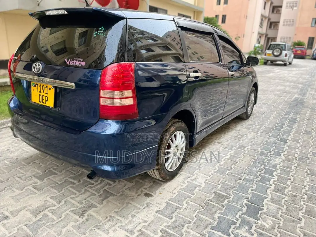 Toyota Wish 2004 Gray