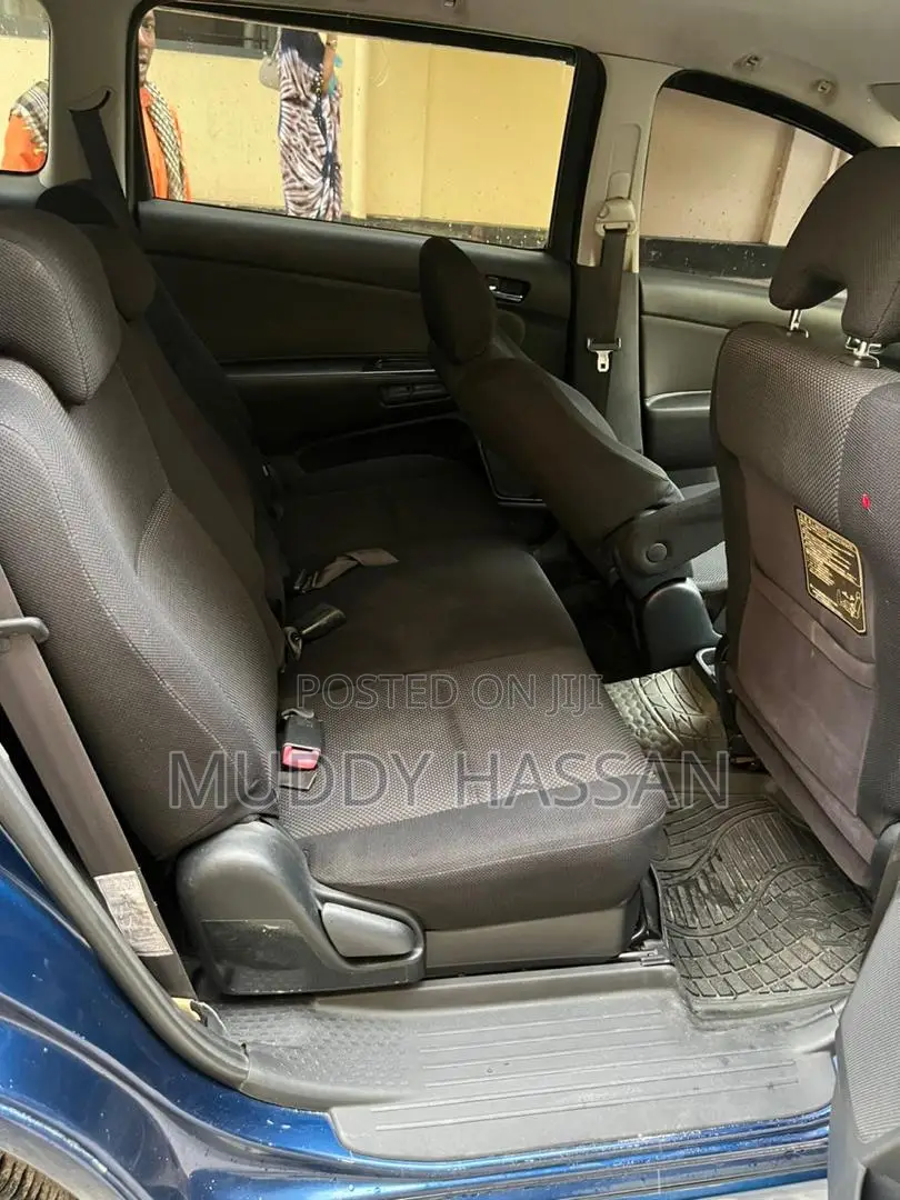 Toyota Wish 2004 Gray