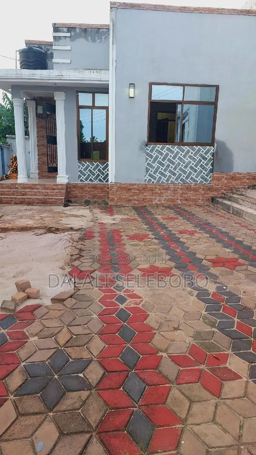 1bdrm Penthouse in Ubungo Makoka, Kinondoni for rent