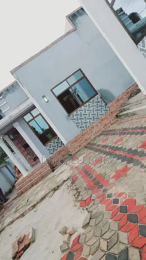 1bdrm Penthouse in Ubungo Makoka, Kinondoni for rent