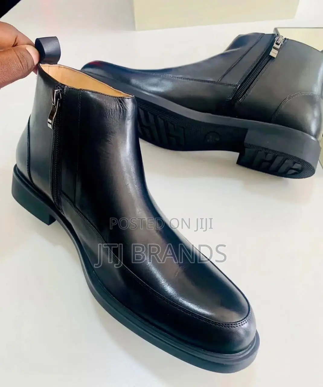 Travota Shoes