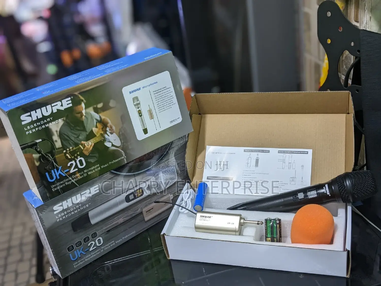 SHURE Wireless Microphone / Mic
Best Performance