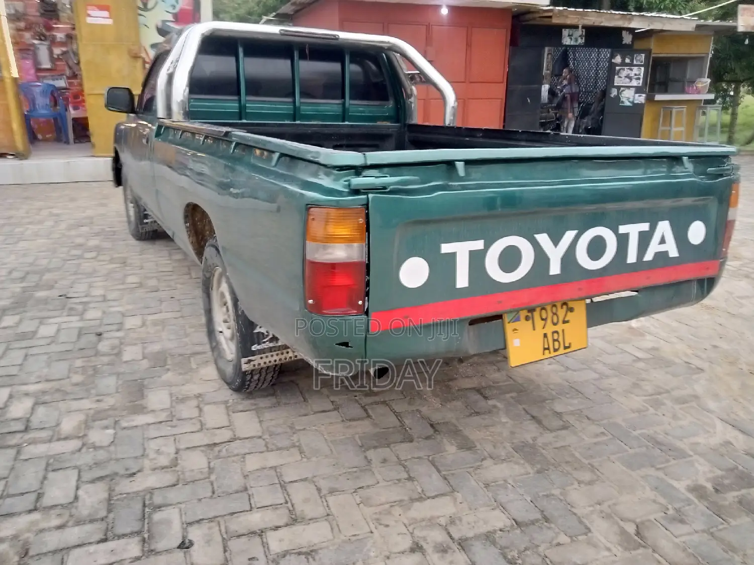 Toyota Hilux 1998 Green