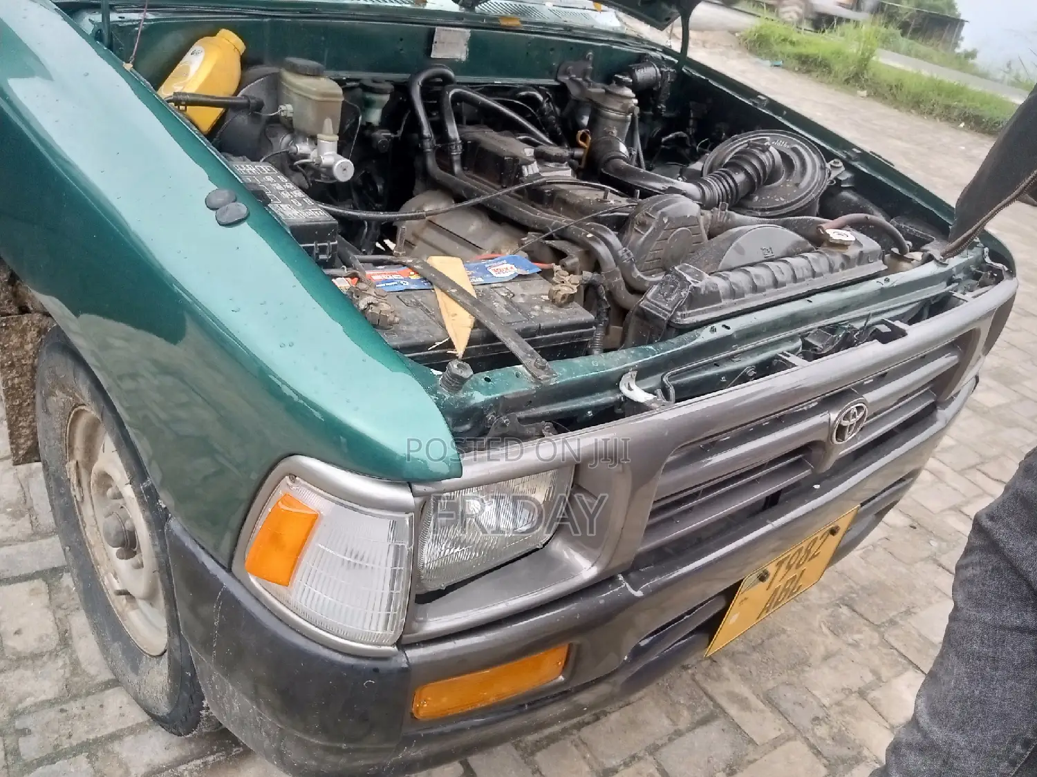 Toyota Hilux 1998 Green