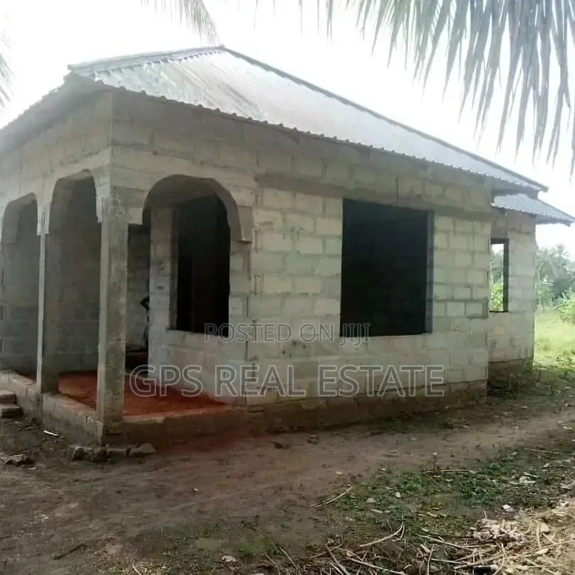 Unfirnished House For Sale