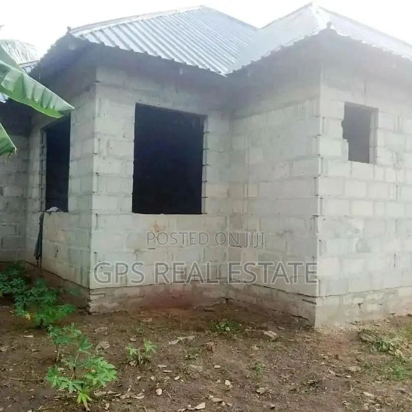 Unfirnished House For Sale