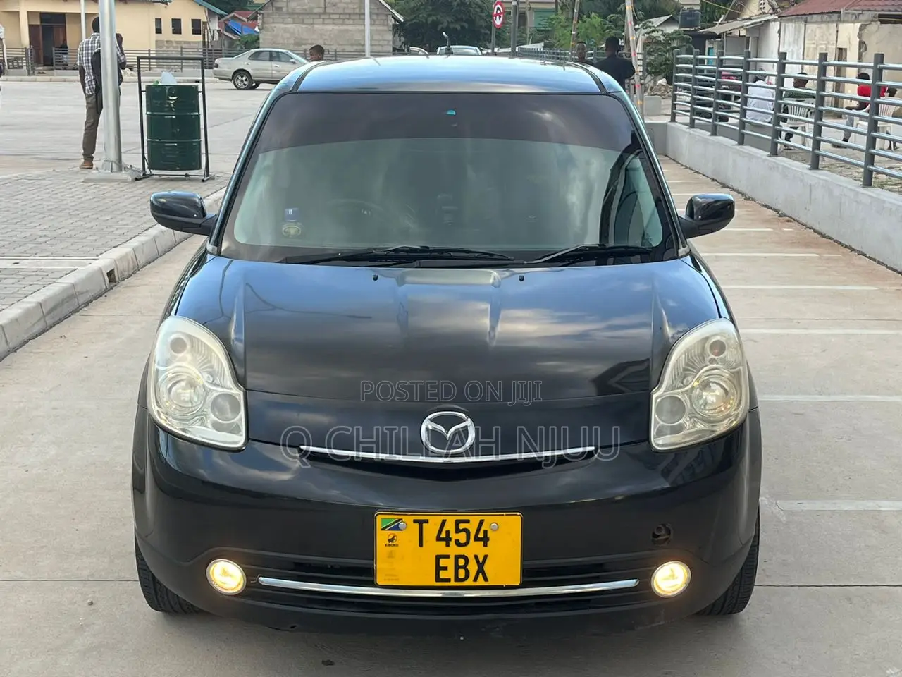 Mazda Verisa 2009 Black