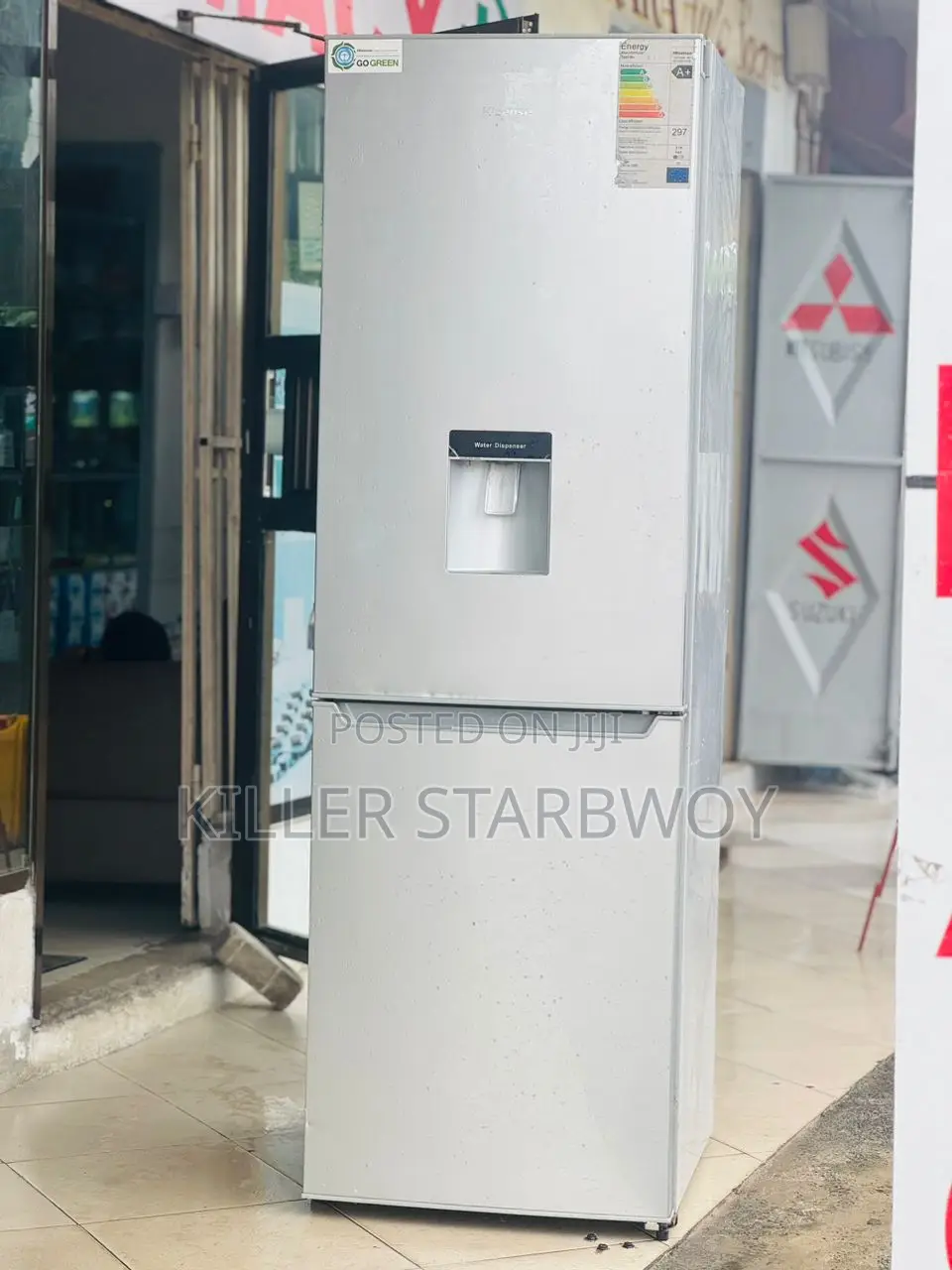 Hisense Lita 320, Kubwa Ina Water Dispenser