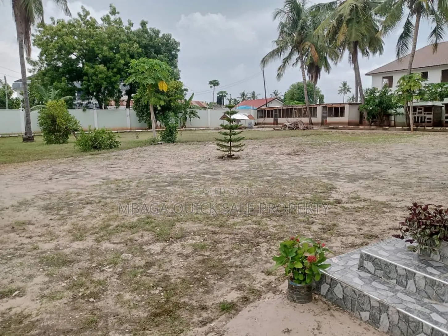 4bdrm House in Bahari Beach, Kunduchi for sale