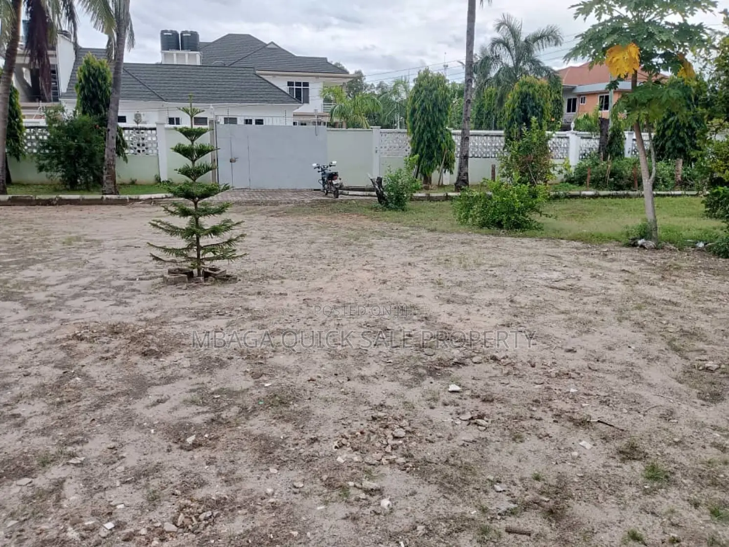 4bdrm House in Bahari Beach, Kunduchi for sale