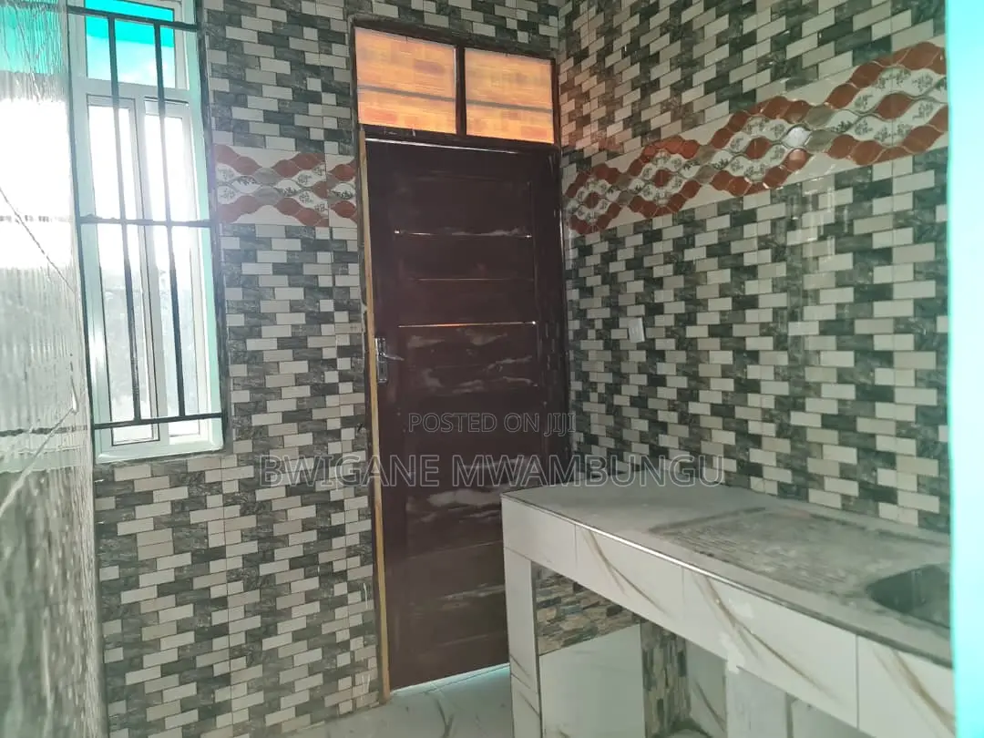 Furnished 3bdrm Apartment in Mwambungu Broker, Mbagala for sale