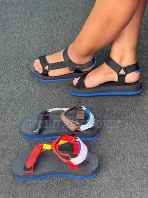 Sandals Za Kishua