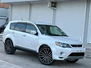 Mitsubishi Outlander 2008 Pearl