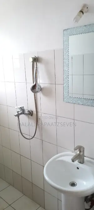 1bdrm Apartment in Dalalipapaatzseven, Mbezi Beach for rent