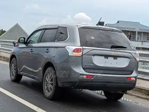 Mitsubishi Outlander 2012 Gray