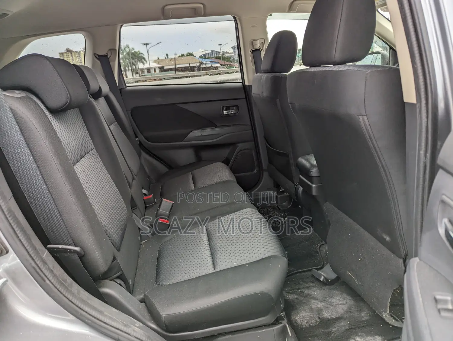 Mitsubishi Outlander 2012 Gray
