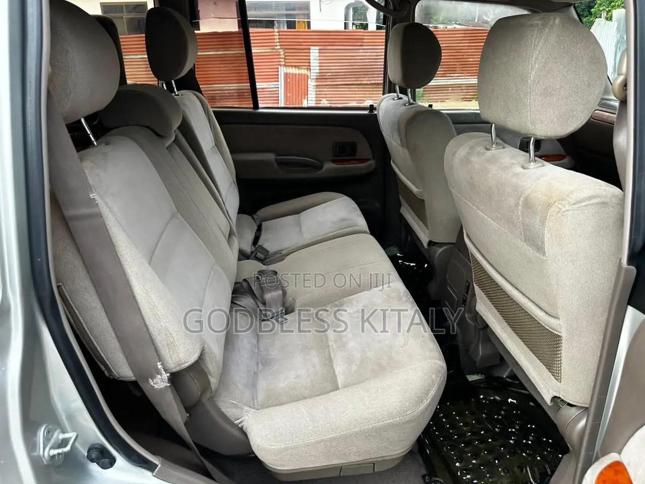 Toyota Land Cruiser 2002 Silver