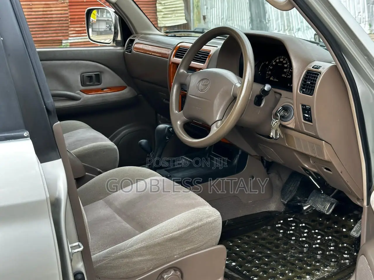 Toyota Land Cruiser 2002 Silver