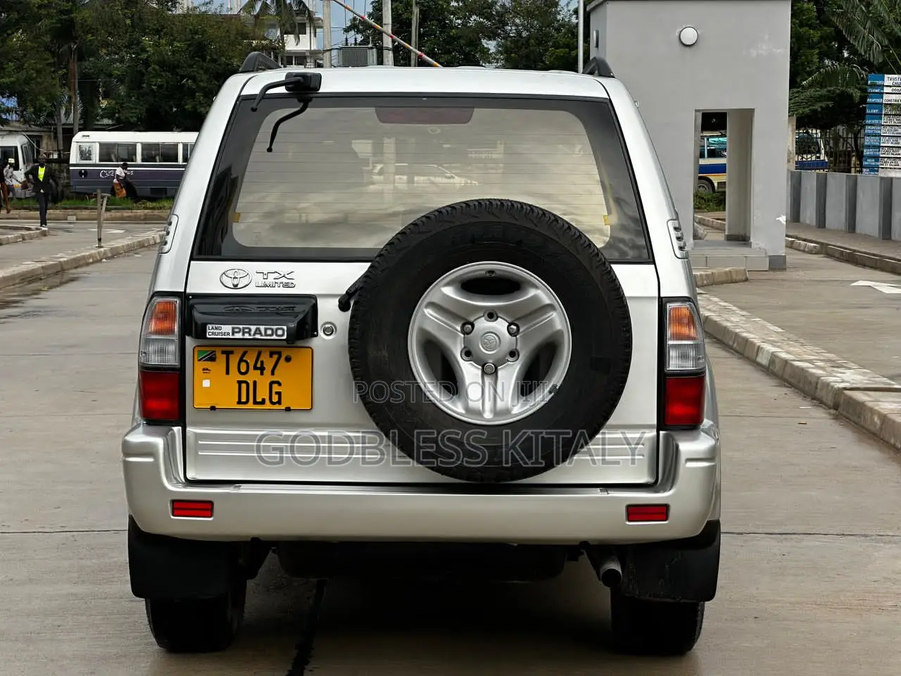 Toyota Land Cruiser 2002 Silver