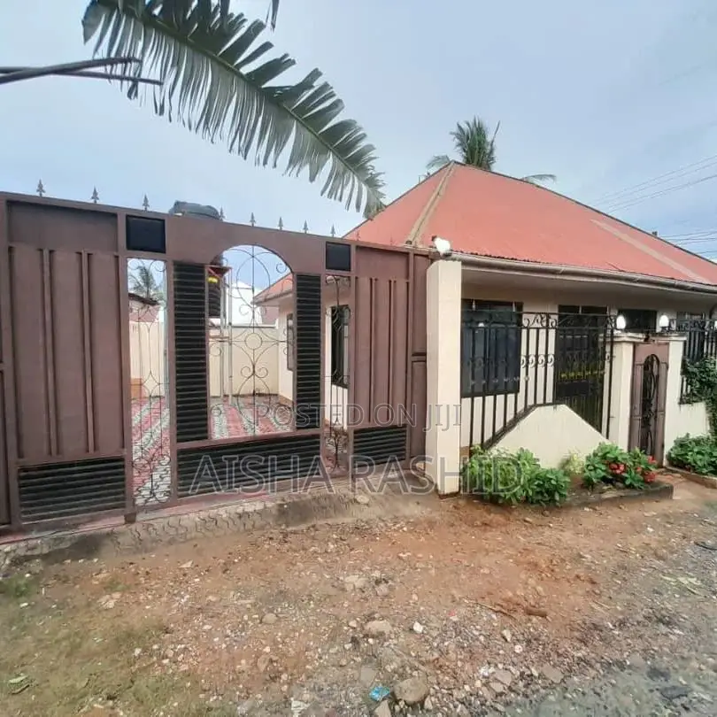 1bdrm Apartment in Kimara for rent