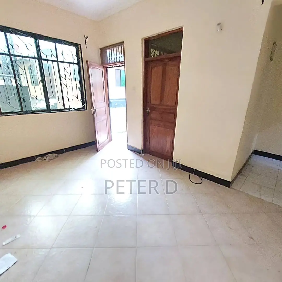 1bdrm Apartment in Kimara for rent