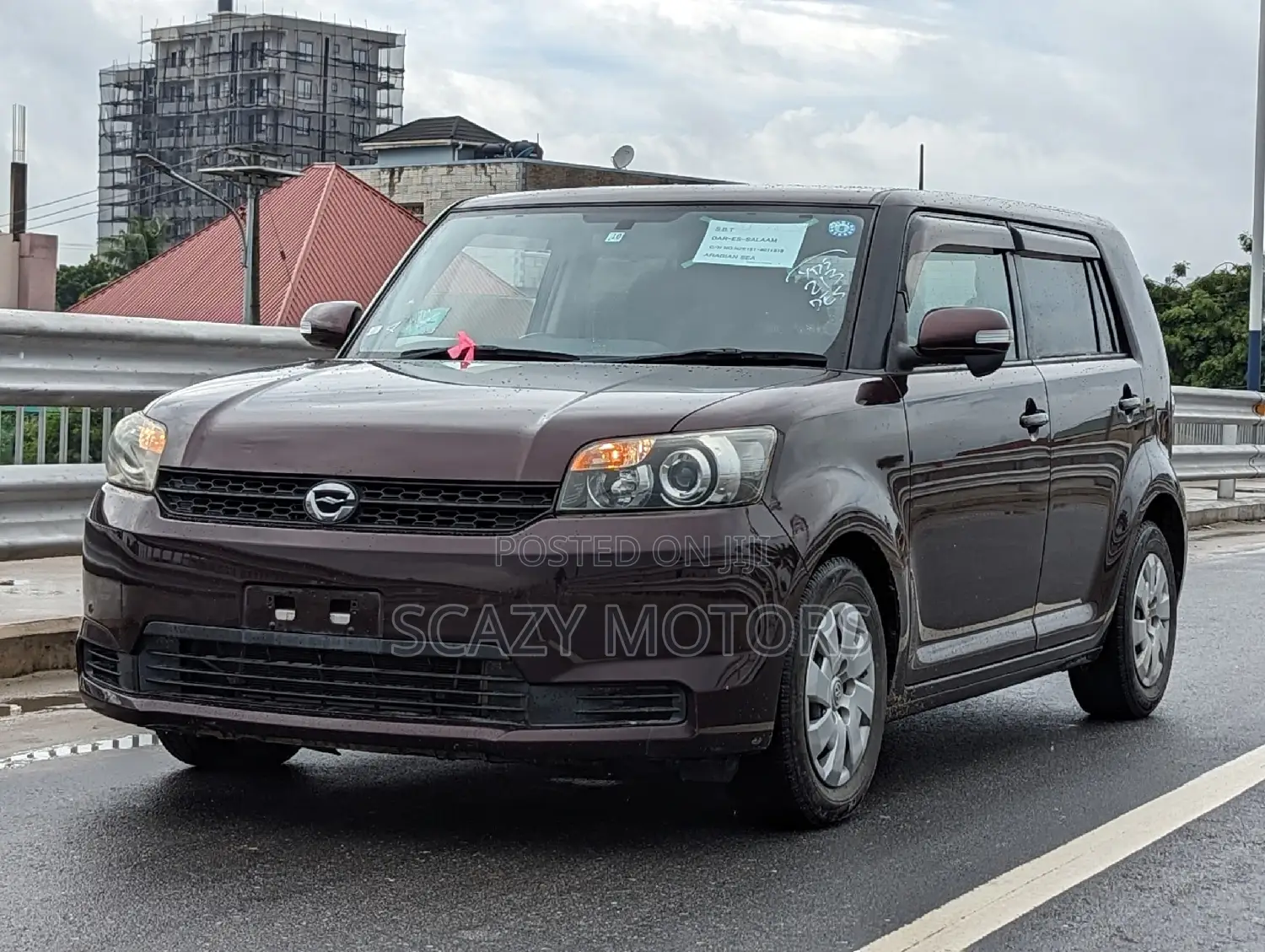 Toyota Corolla Rumion 2013