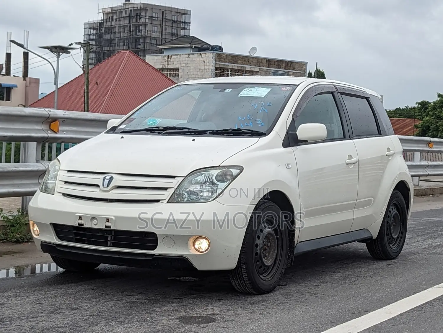 Toyota IST 2004 White