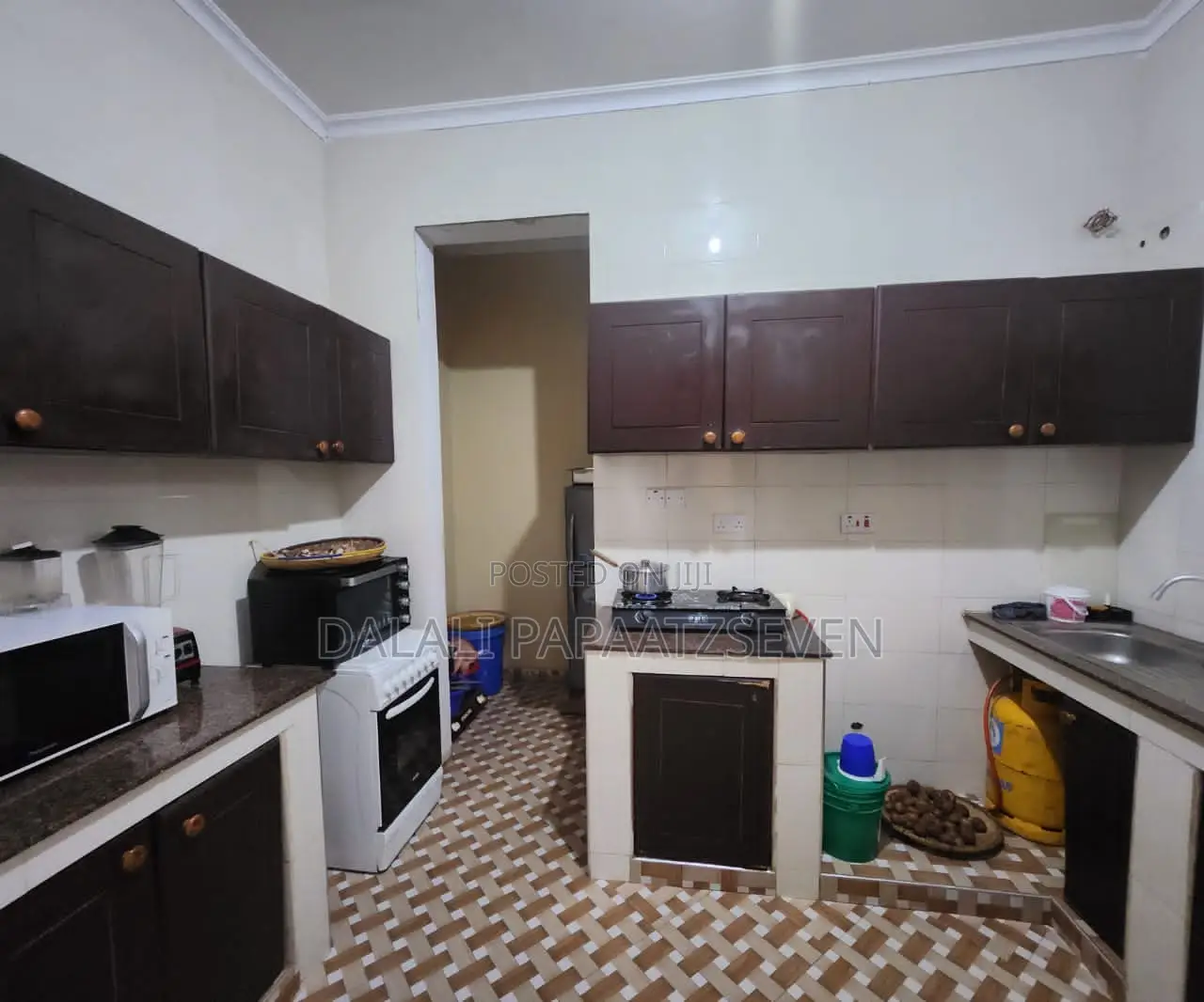 3bdrm House in Dalalipapaatzseven, Kinondoni for sale