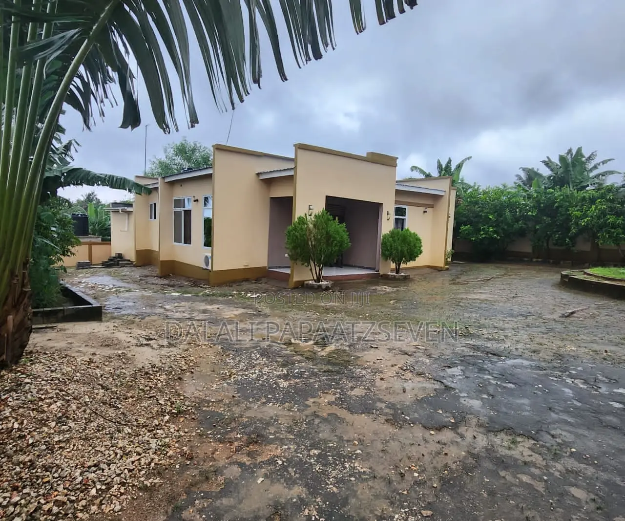 3bdrm House in Dalalipapaatzseven, Kinondoni for sale