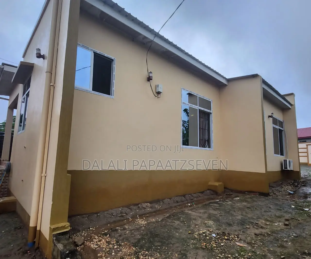 3bdrm House in Dalalipapaatzseven, Kinondoni for sale