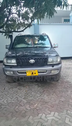 Toyota Land Cruiser 2002 Black