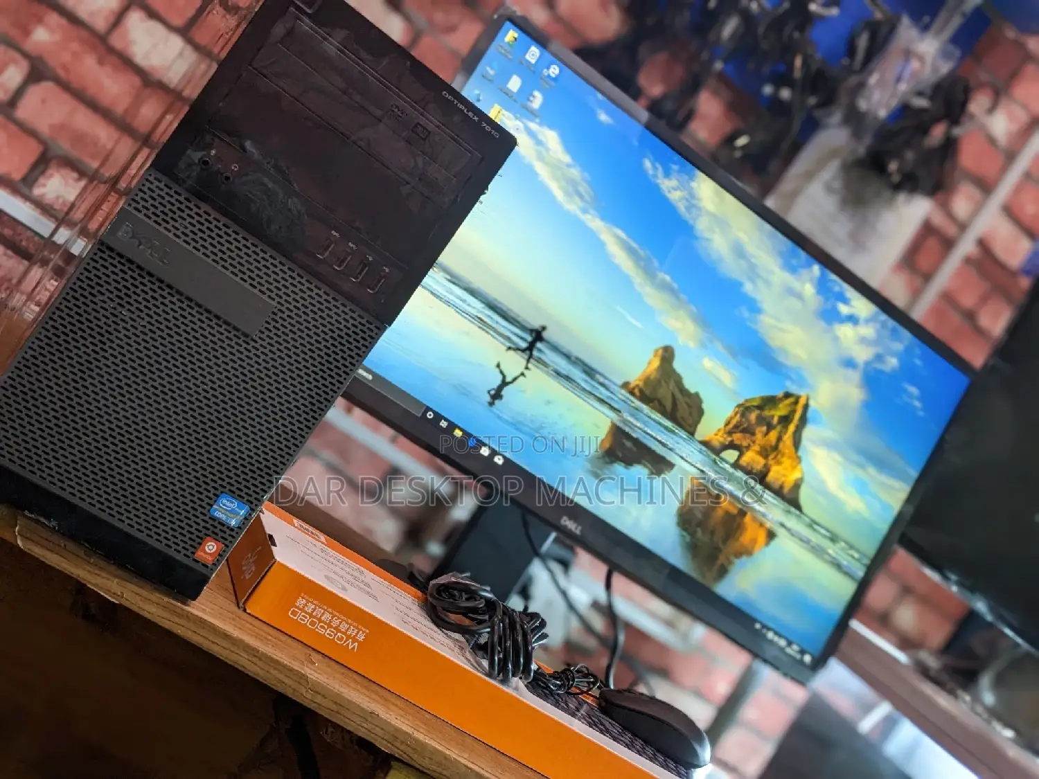 Desktop Computer Dell OptiPlex 7010 4GB Intel Core I5 HDD+SSD 500GB